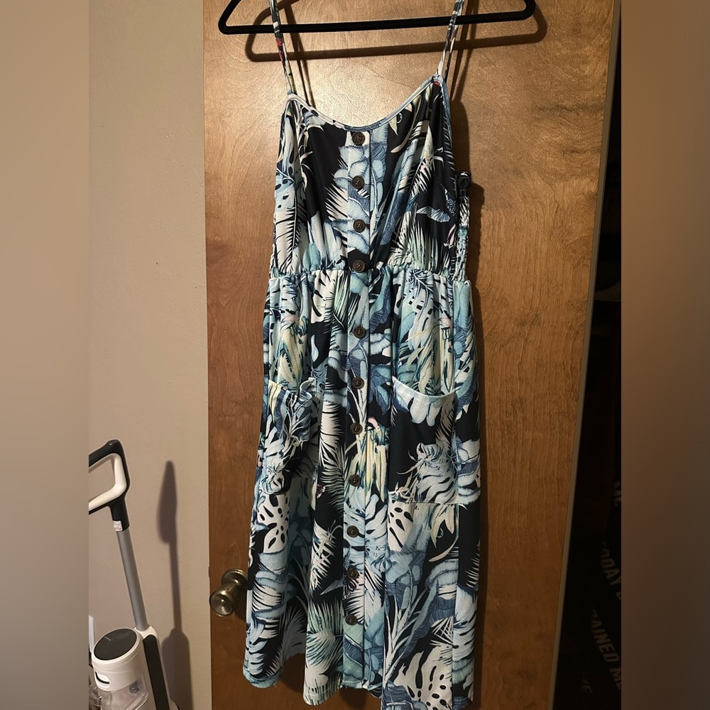 Luau dress XL worn once
